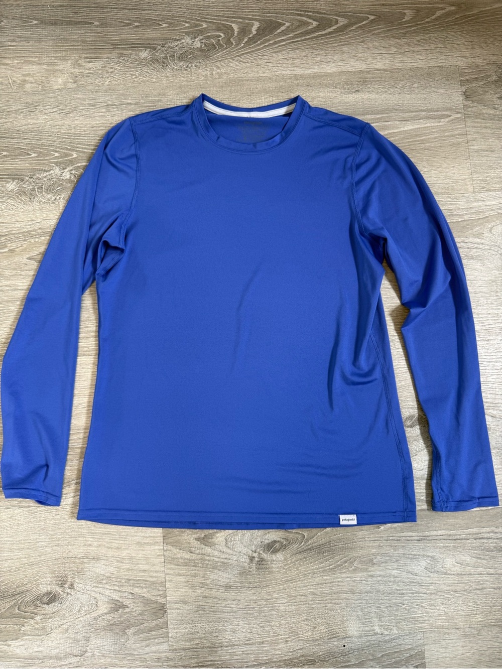Patagonia Long Sleeve Performance Top - Base Layer - Skiing Hiking Running Gym